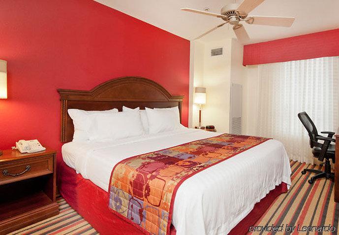 Residence Inn Charlotte Uptown Δωμάτιο φωτογραφία