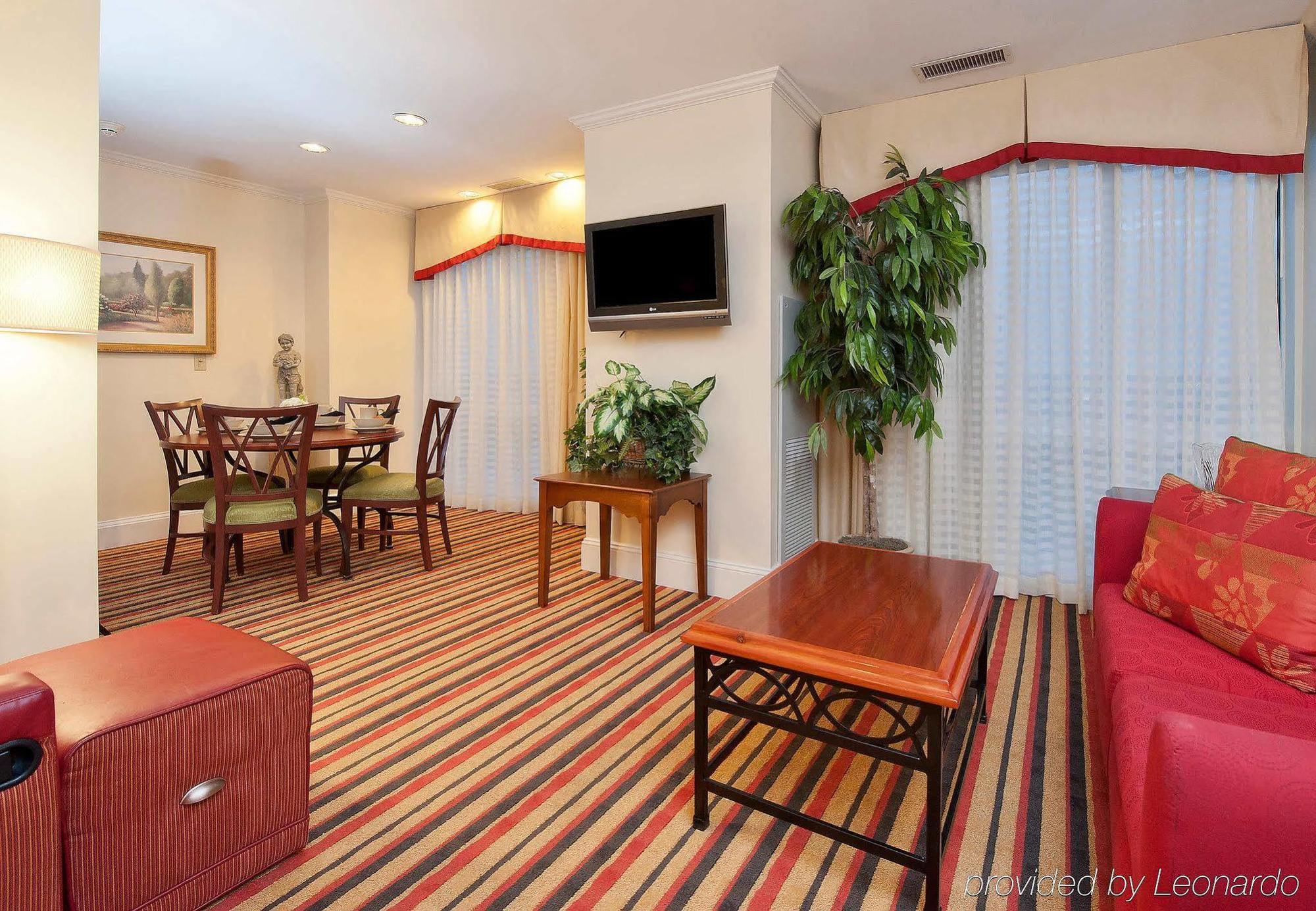 Residence Inn Charlotte Uptown Δωμάτιο φωτογραφία